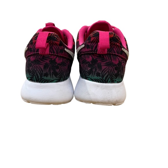 EUC NIKE ROSHE RUN Shoes PALM TREE FLORAL - Picture 3 of 5